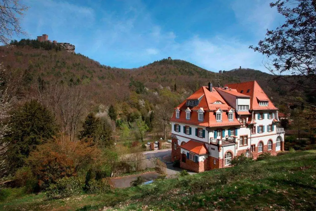 Hotel Hofgut Farny 1